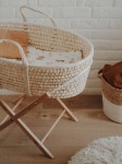 Stojak Smart lakierowany do kosza mojżesza w pokoju